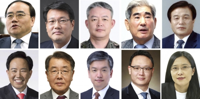 사진 윗줄 왼쪽부터 김성한 국가안보실장 내정자, 김태효 국가안보실 1차장 내정자, 신인호 국가안보실 2차장 내정자, 김용현 대통령경호처 처장 내정자, 이진복 정무수석비서관 내정자. 아랫줄 왼쪽부터 강승규 시민사회수석비서관 내정자, 최영범 홍보수석비서관 내정자, 최상목 경제수석비서관 내정자, 안상훈 사회수석비서관 내정자, 강인선 대변인 내정자. /사진=인수위 대변인실 제공
