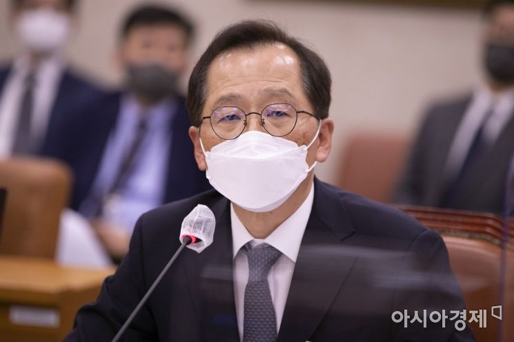 [2022 국감]조승환 해수장관 "HMM 민영화 여건 조성할 것"