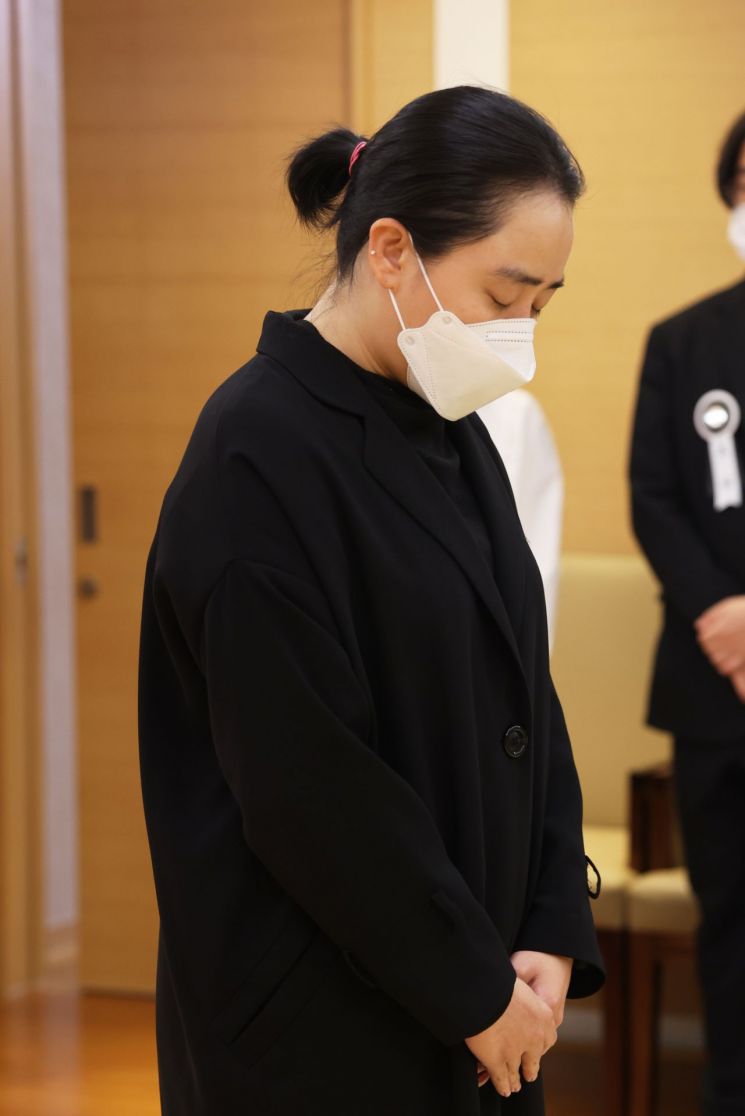 [포토]상실 안고 애도하는 故 강수연 동료들