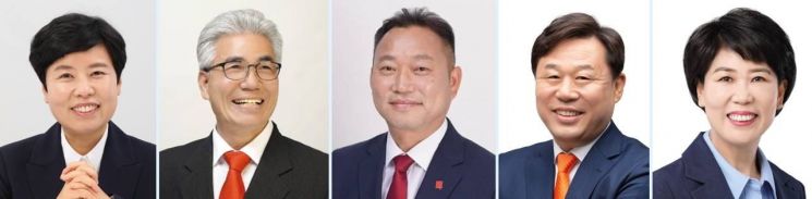 사진제공=진보당. 왼쪽으로부터 송영주 경기도지사 후보, 민점기 전남도지사 후보, 김주업 광주시장 후보, 김종훈 울산동구청장 후보, 장지화 성남시장 후보