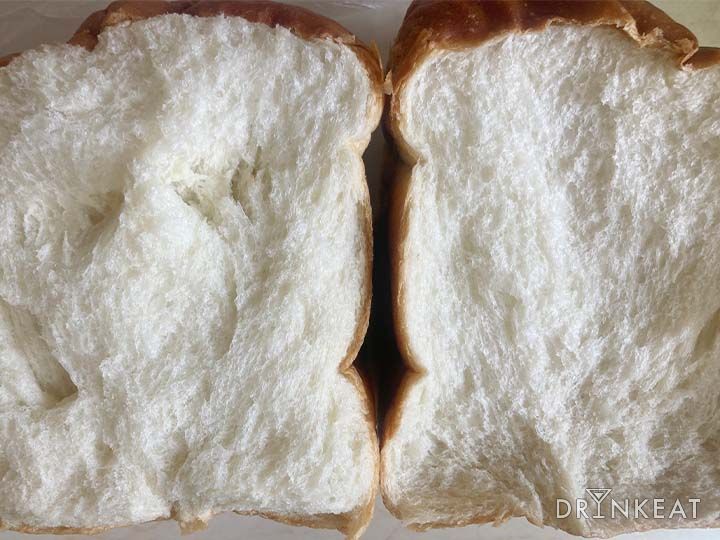 담백식빵의 단면.