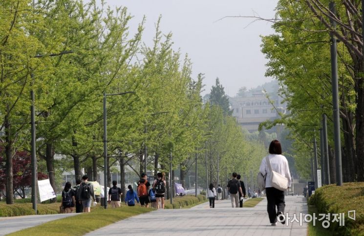 "SKY 붙었지만 안 가요"…수시 추가합격자 4667명 '5년새 최다'