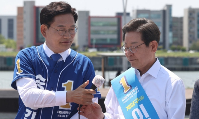 이재명 '김포공항 국내선 폐지'에… 이준석 " 잘못된 공약은 철회하길"