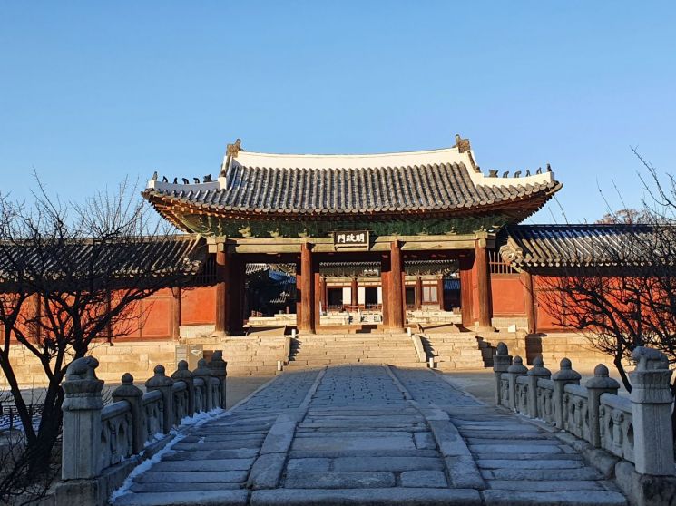 창경궁 명정문 단청 새단장한다