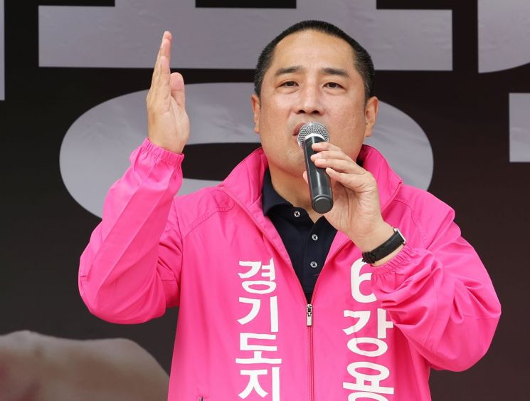김은혜 8900표 차 패배에 '강용석 책임론'…내분 휩싸인 '가세연'