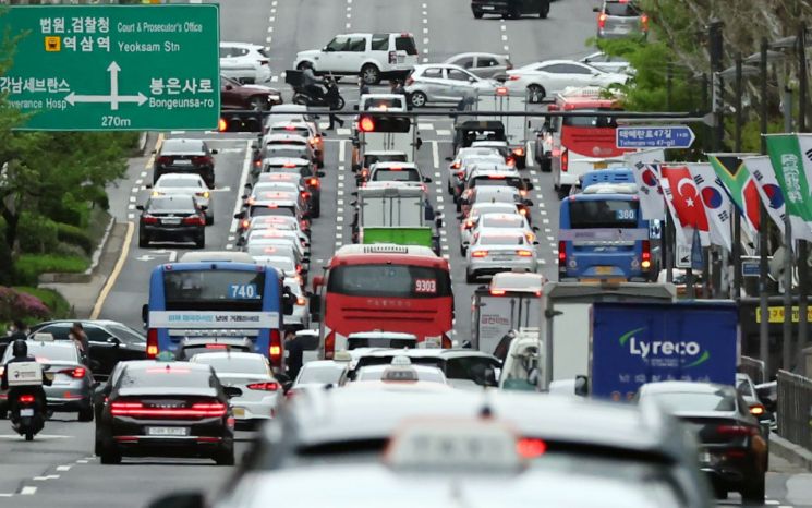 "중국 탄소중립 2060년인데, 우린 2050년…車산업 규제 넘친다"