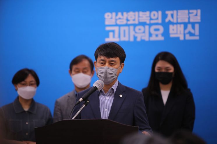 정시식 경남도지사직 인수위원회 인수팀장. / 이세령 기자 ryeong@