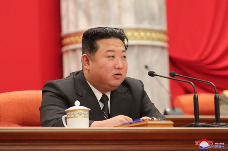 김정은, 북한 당 군사위 확대회의 '7차핵실험 여부' 논의 집중