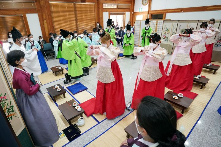 [포토]노현송 서울 강서구청장, 겸재문화예술제 참석