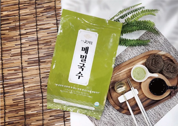 '박앤박' 전주 메밀국수 가정간편식 첫 선.."HMR 개발, 가맹사업 지원... - 뉴스 썸네일 이미지