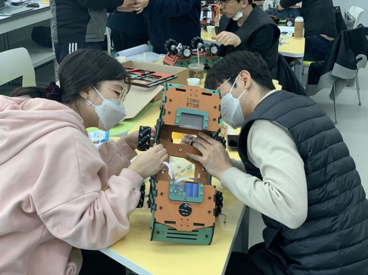 이성 구로구청장 ‘구로히어로즈 명예의 전당’ 이름 올려