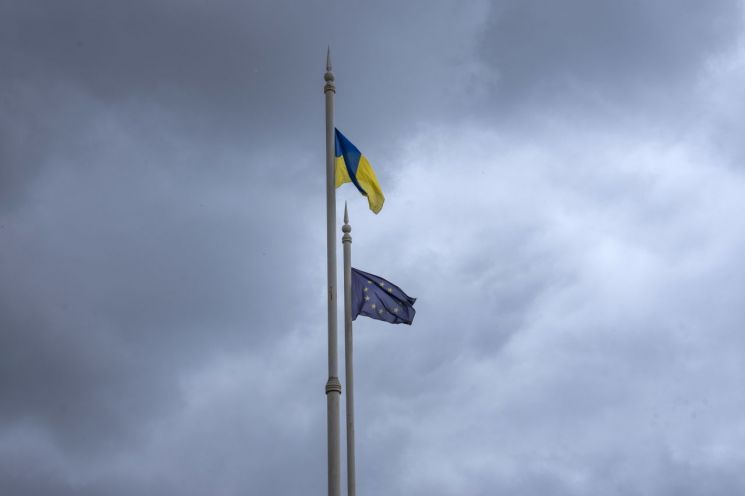 우크라이나, EU 후보국 지위 '눈앞'…EU 정상회의서 승인될 듯