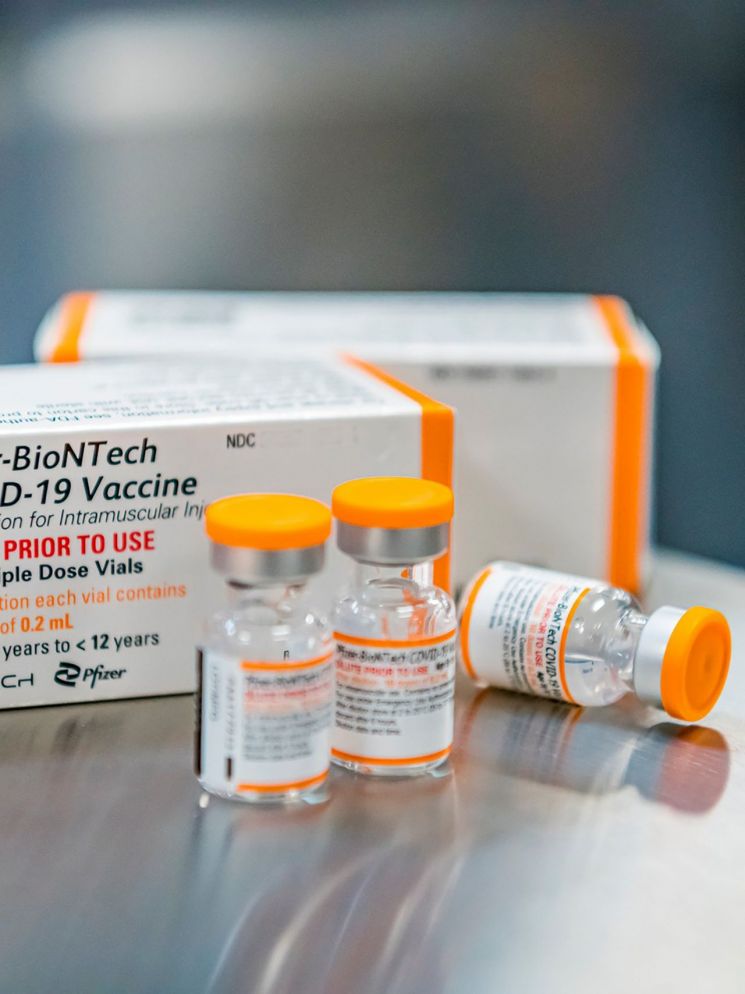 화이자, 기존 백신보다 20배 항체 많은 오미크론용 백신 개발