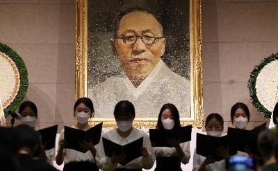 백범 김구 선생 제73주기 추모식이 26일 서울 용산구 백범김구기념관에서 열리고 있다./윤동주 기자 doso7@