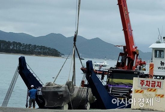 바다서 인양된 차량 속 시신 3구 신원 모두 확인…조유나양 가족 일치