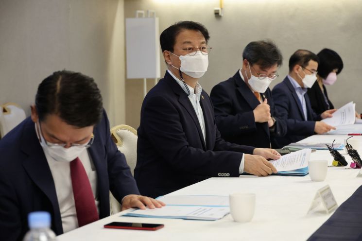 6月 무역수지 또 적자…정부, 3일 수출활성화 대책 논의