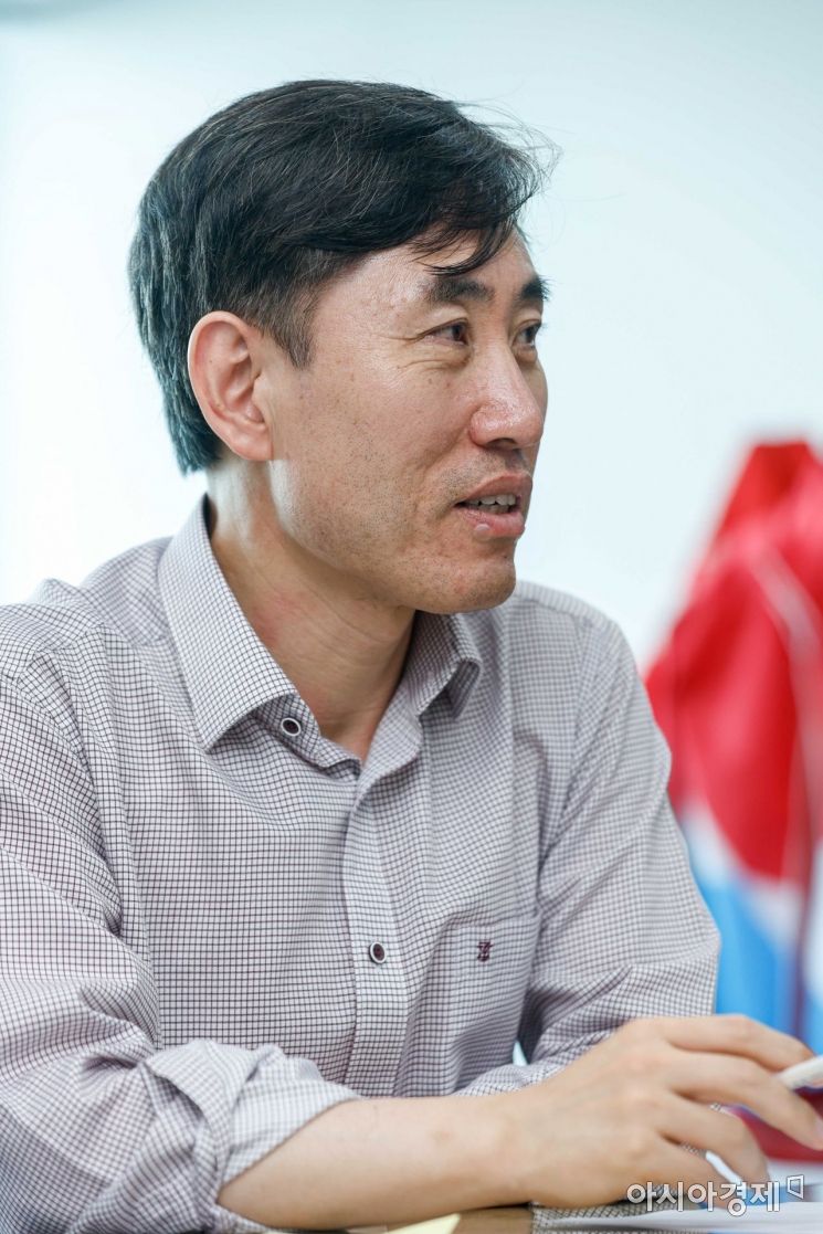 하태경 "인권변호사 출신 文, 월북자 낙인 동의했나 답해야"