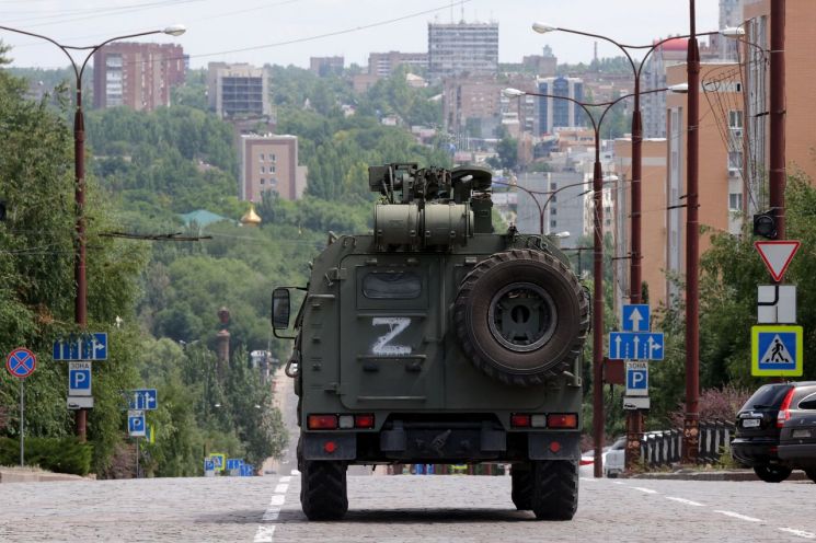 러 "루한스크 완전 장악" 우크라군 철수…EU는 확전 우려(종합)   
