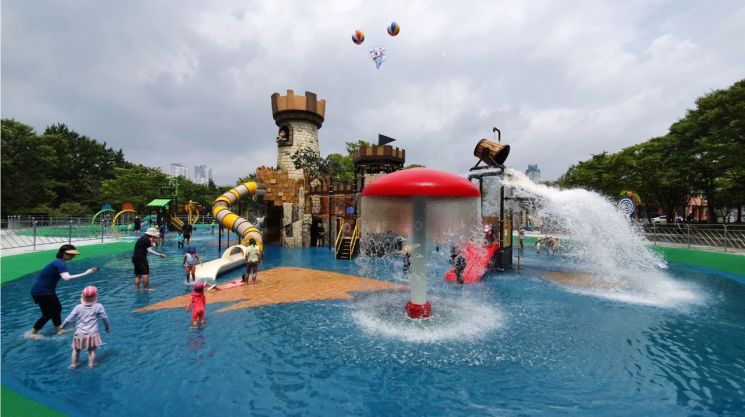 오는 8일, 창원시 공원 물놀이장 2년 만에 ‘활짝’