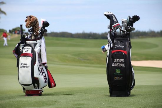 [김맹녕의 골프영어회화] "골프 여행(golf traveling)과 대여 클럽(Renting club)"