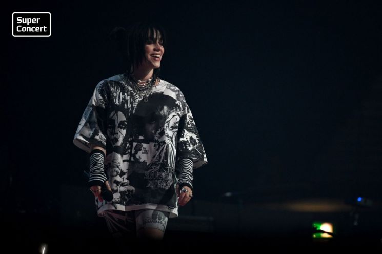 빌리 아일리시, 고척돔 내한 콘서트 ‘전석 매진’