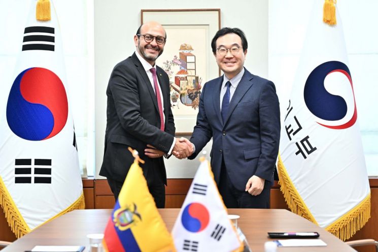 韓-에콰도르 외교차관회담… 투자·교역 등 경제 협력 확대 논의