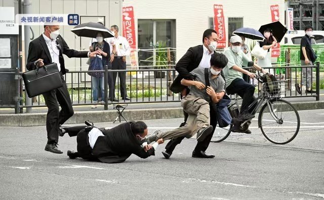 외신, 아베 사망 소식 대서특필…"개헌 원했지만 목표 달성 못해"(종합)