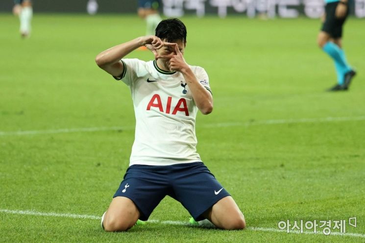 "손흥민, 역대 최고 이적료 가능성…6일 LAFC 계약 발표할 듯"