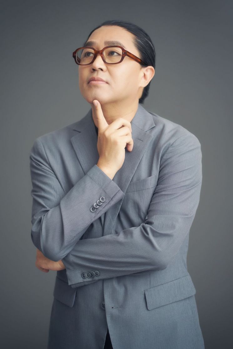 [인터뷰] 김한민 감독 "이순신, 시대가 원하는 통합의 아이콘이죠"