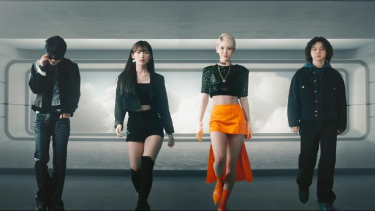 X4 뮤직비디오.