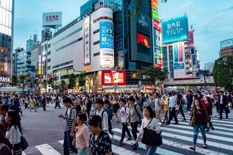 일본의 1인당 명목 GDP가 한국보다 낮아질 수 있다고 일본 교수가 경고했다. 사진=픽사베이