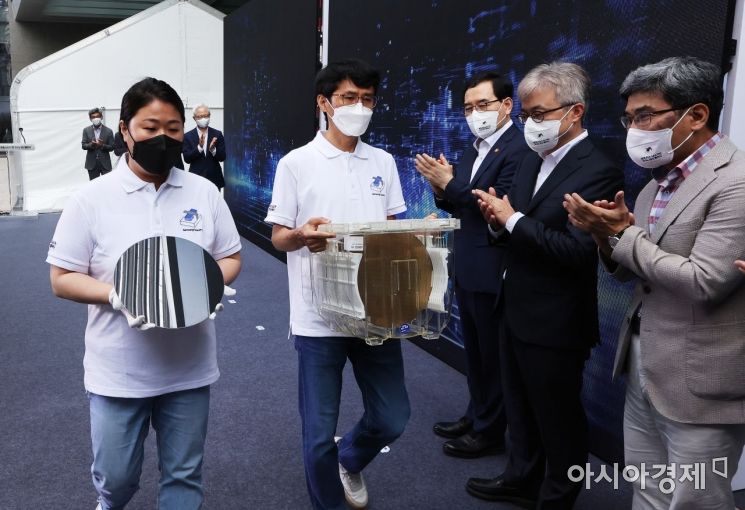 [포토] 삼성전자, 세계최초 GAA 기반 3나노 양산 출하식