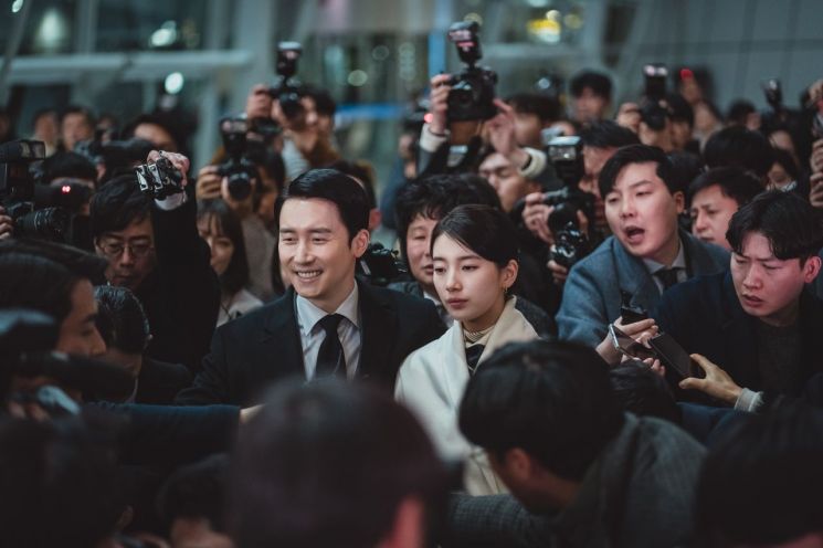 '안나' 감독 "쿠팡플레이, 일방적 편집으로 작품 훼손"(종합)