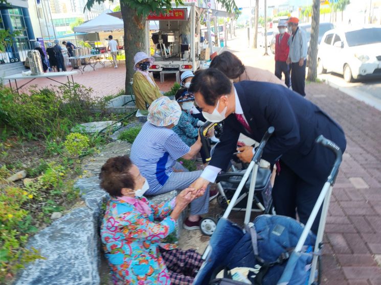 읍면동 주민과의 공감 소통을 통해 주민 삶의 희로애락을 경청하고 공감했다.