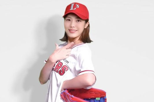 음반 내고 시구하고…활동 영역 넓혀가는 '버추얼 휴먼'