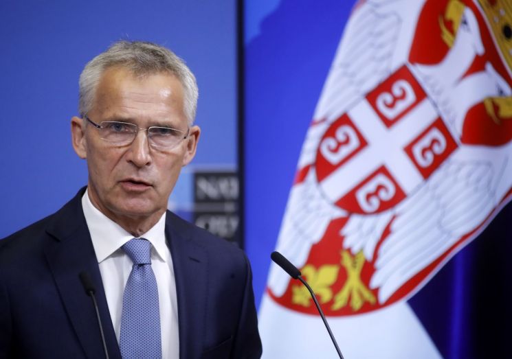 나토·EU 중재로 세르비아-코소보 정상회담…발칸반도 확전 우려