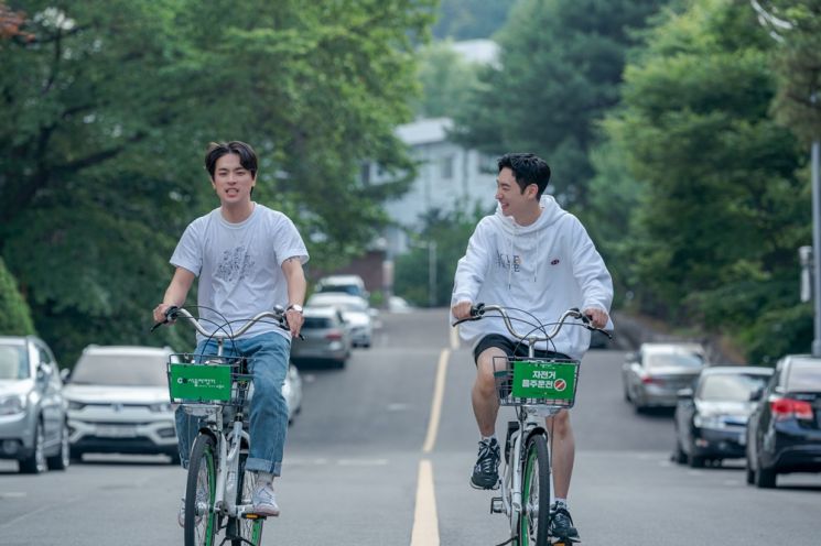 [슬씨네] 이제훈, 꿈꾸는 순간이 모여 기적이 된다