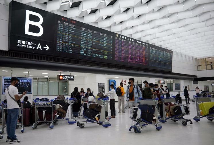 日, 입국 전 코로나19 검사 면제 검토