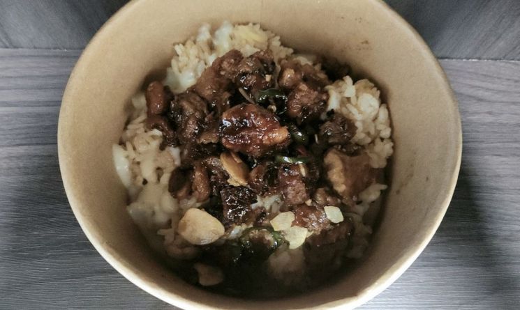 이마트24에서 판매하는 맛초킹치즈치밥.