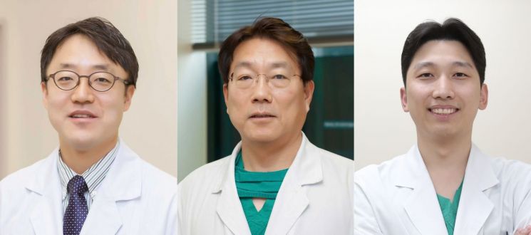 왼쪽부터 서울아산병원 심장내과 박덕우, 박승정, 강도윤 교수.