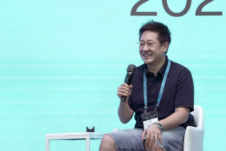 [글로벌 메가 히트템] 화장 시간 줄여주는 아이펜슬…"일본 여성들도 홀릭"