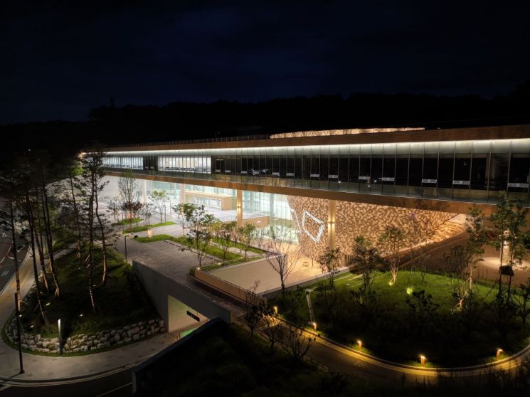 “가장 한국적인 것이 가장 세계적이다” … 한국적 콘텐츠, 관광객 눈길 사로잡는다