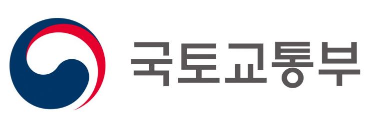 국토부 산하기관에 "文정부 코드인사 69명 알박기"…"윤석열 감옥" 외친 사람도