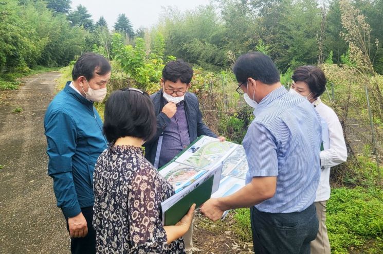 이병노 담양군수, 평화예술공원 조성사업 현장 점검 