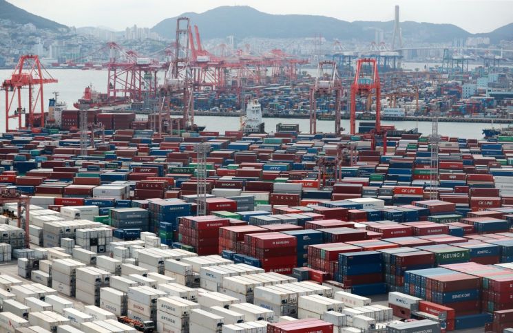 WTO, "내년 무역 성장률 급격히 둔화"…韓수출 어쩌나(종합)