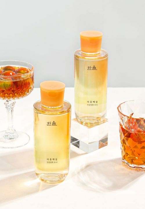 피부 속부터 겉까지…탄력과 수분 관리엔 이 제품 인기