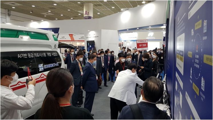 대한병원협회가 주최하는 ‘국제병원의료산업박람회(K-HOSPITAL FAIR)’가 29일 서울 코엑스에서 개막한다.(사진은 지난해 박람회 전경)