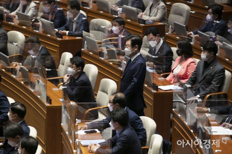 [포토] 이재명, 강한 임팩트 '교섭단체 대표 연설'