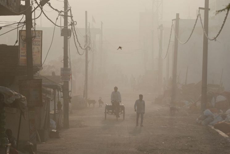 "대기가 가스실로 변해"…올겨울 '최악의 대기오염' 대비하는 뉴델리
