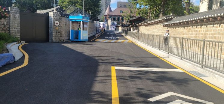 덕수궁 돌담길 옛 정취 만끽 하세요... 중구, 덕수궁길 보행환경 개선